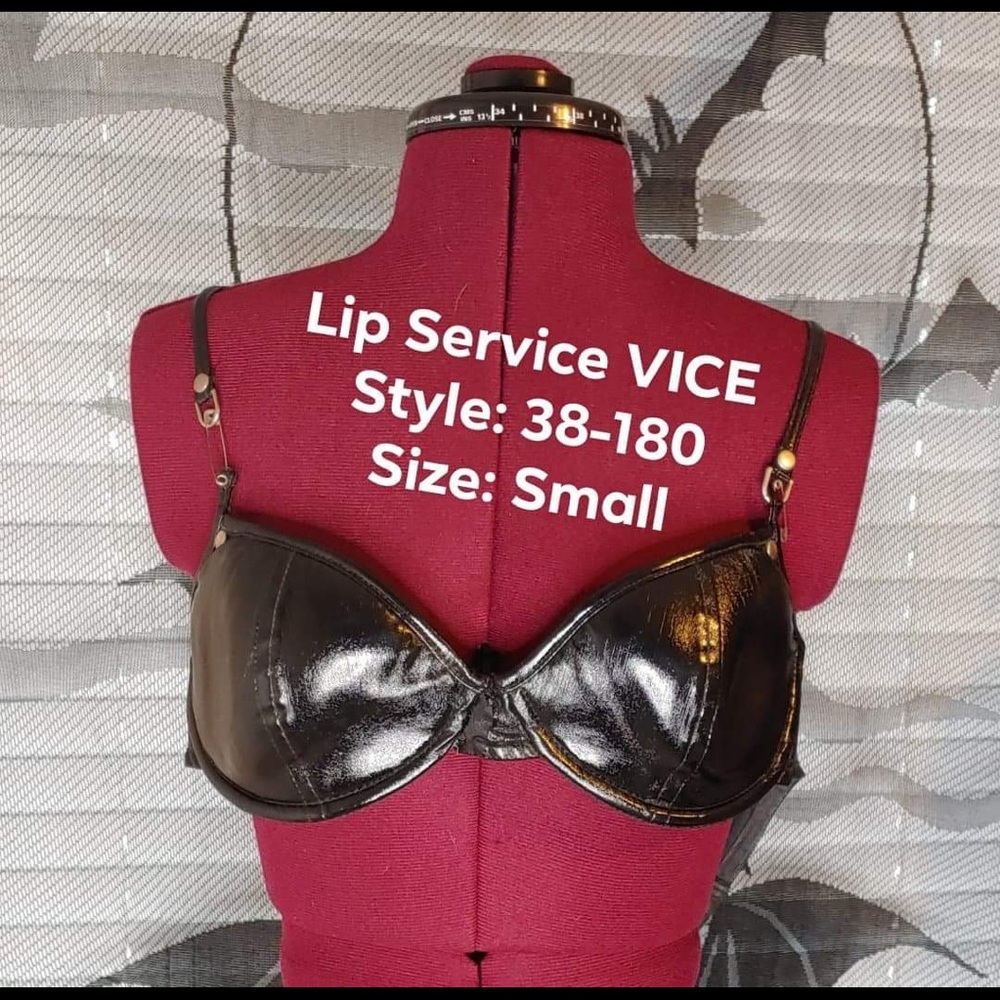 Vinyl LipService bra